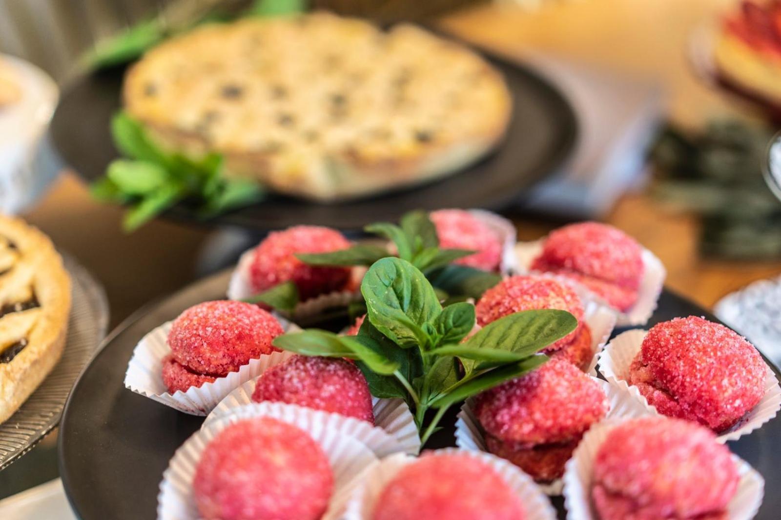 Hotel Aplo - Breakfast Experience Cervia Ngoại thất bức ảnh
