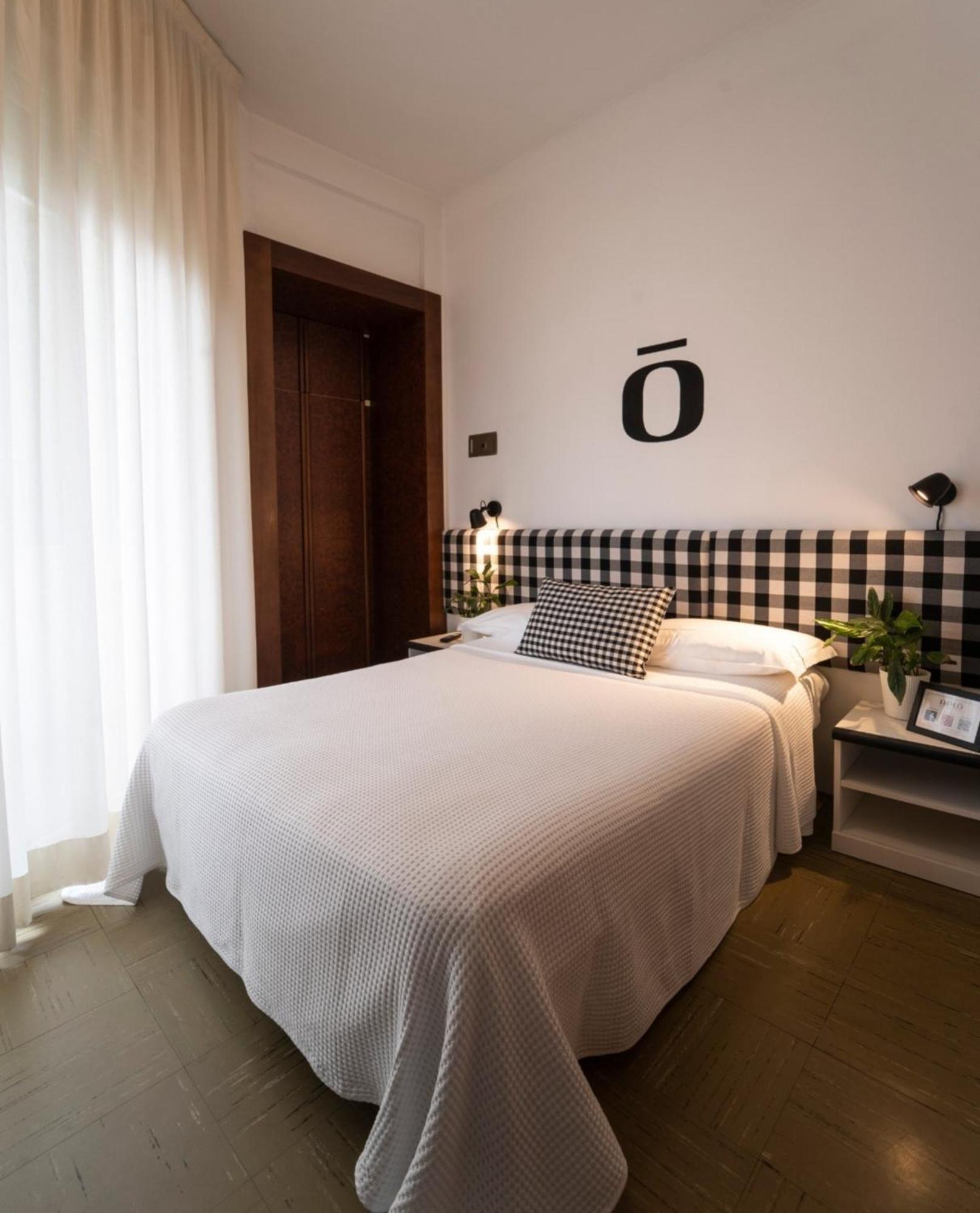 Hotel Aplo - Breakfast Experience Cervia Ngoại thất bức ảnh